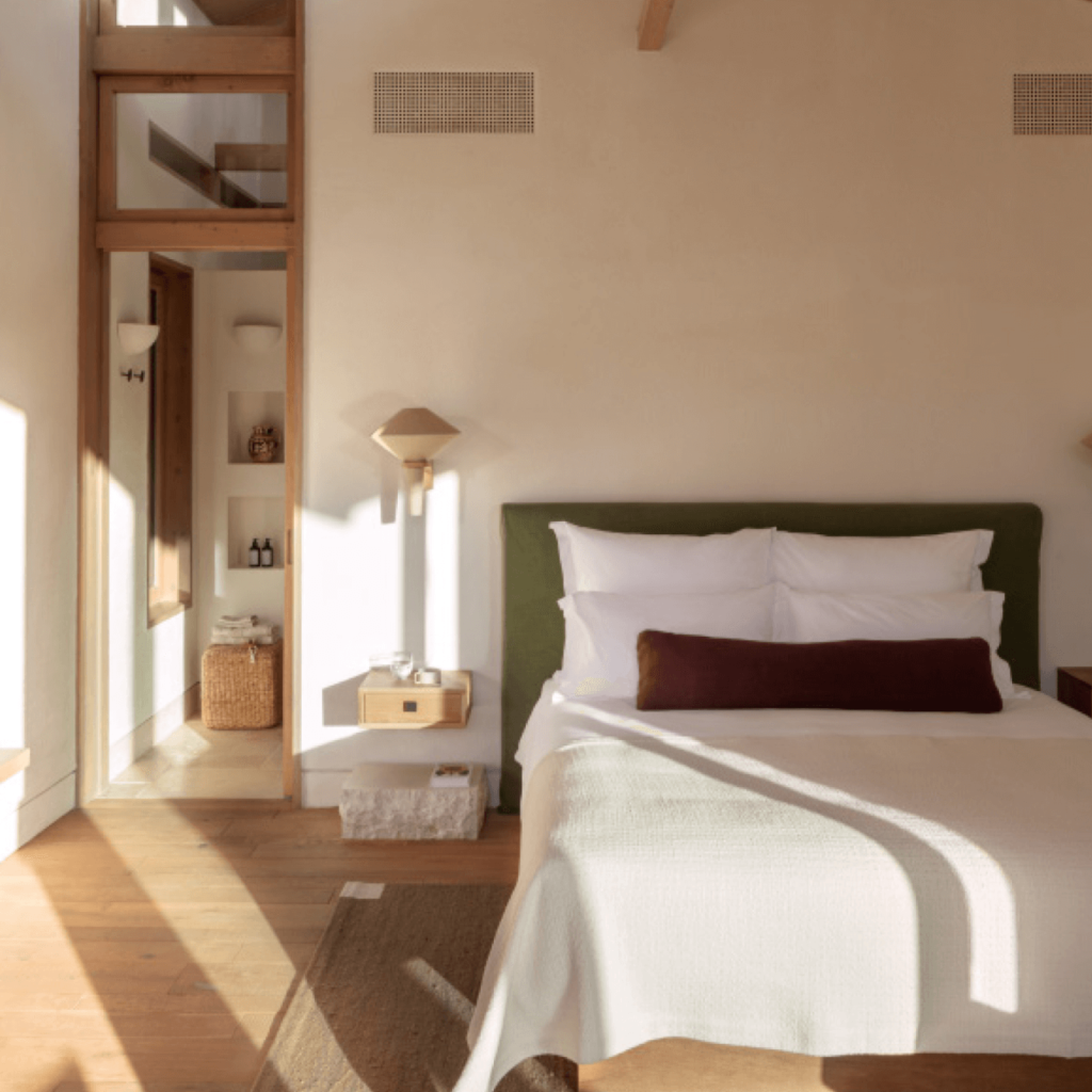 Ahama Pool Side Cabanas offer a tranquil and spacious accommodation experience with pool views. With their sun-filled interiors and comfortable terraces, they are ideal for guests looking for a peaceful and relaxing environment.