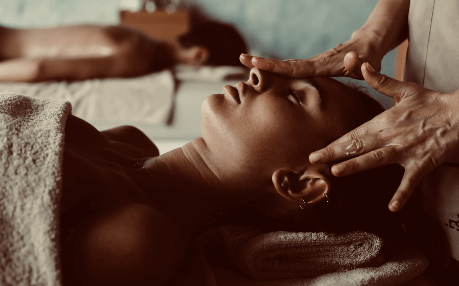 Ahama spa treatments are integrated with yoga to rejuvenate body and mind in deep harmony. Nature-inspired therapies provide excellent support for relaxation and inner balance.