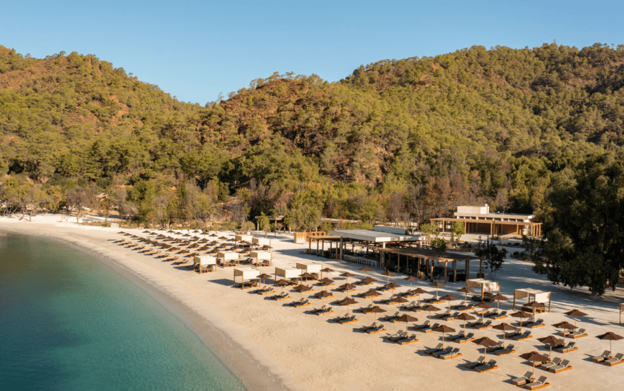 Ahãma offers its guests a tranquility combined with bohemian elegance.
