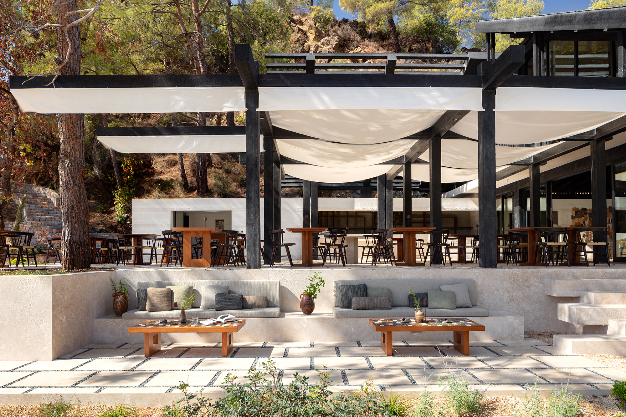 Ahãma_Glasshouse_Lounge_Area_1
